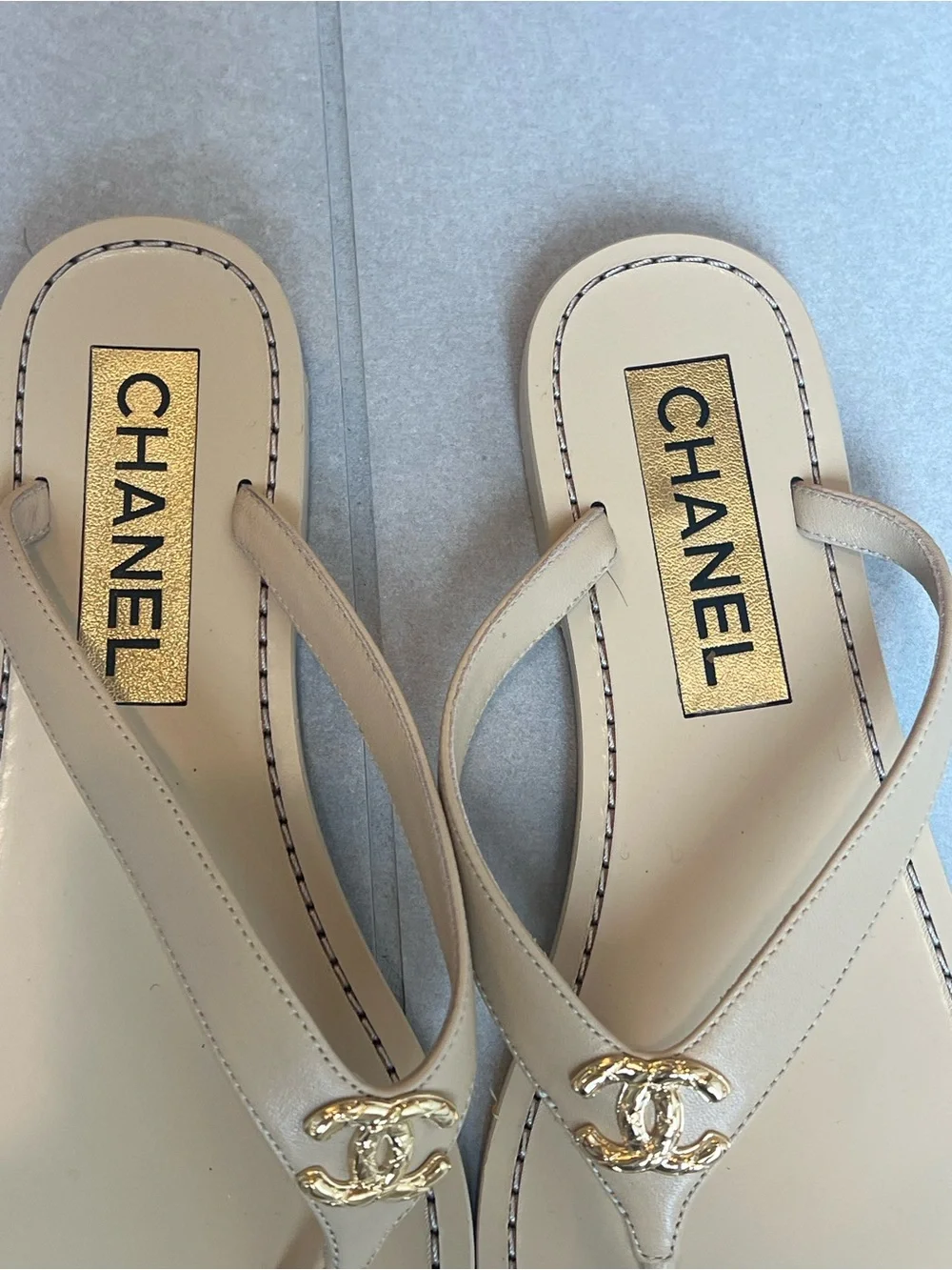 Chanel thong sandals size 36 beige with gold cc